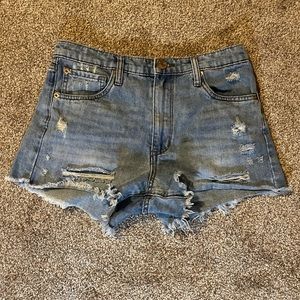 STS blue Jean shorts size 27